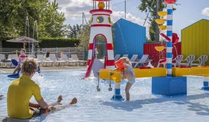 Camping île de Ré : vivez l&rsquo;ambiance d&rsquo;un hôtel en plein air !